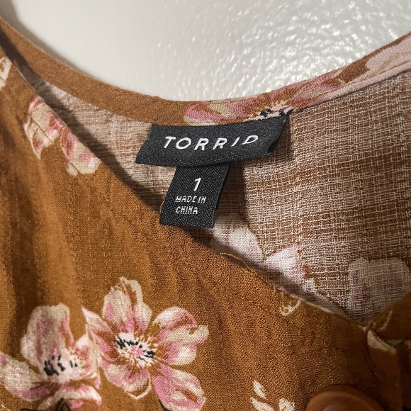 Torrid Brown Floral Top - Picture 5 of 7